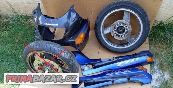 kawasaki-zzr600
