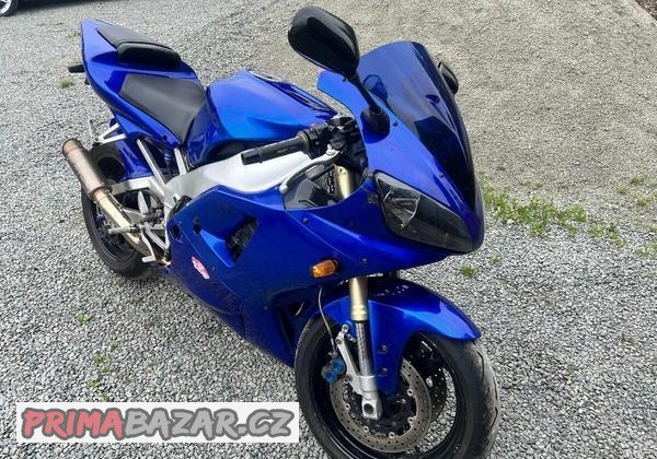 yamaha-yzf-r1-rn04