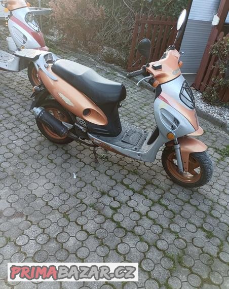 yuki-rally-moto-zeta