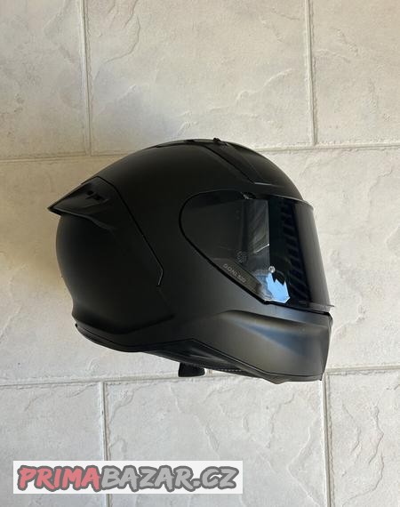 helma-na-motorku-caberg