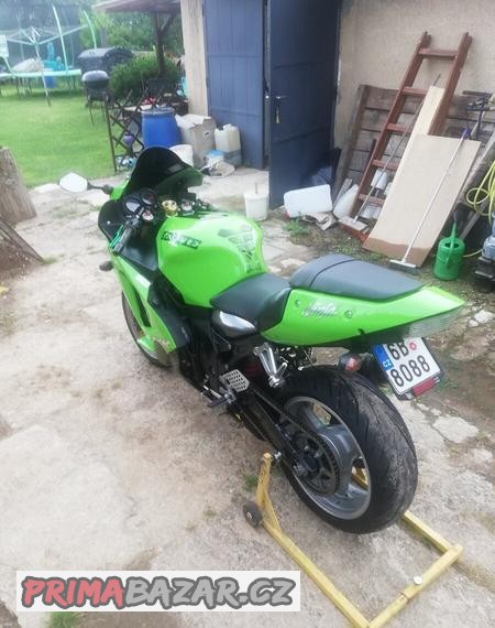 Kawasaki zx12r