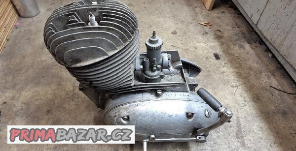 motor-jawa-250-579-libenak-sved