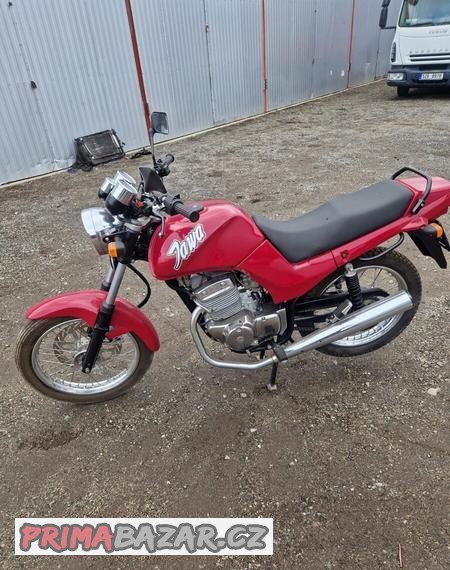 jawa-250-travel