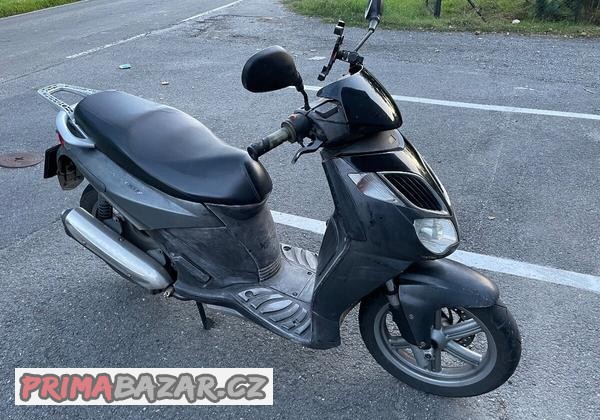 aprilia-sportcity-200