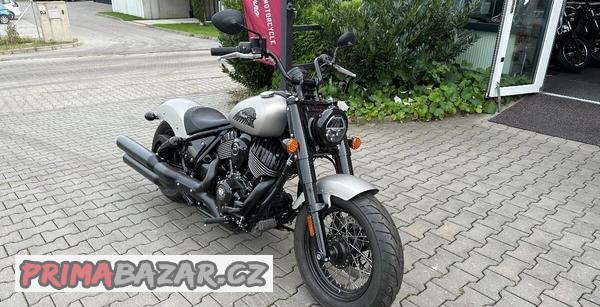indian-chief-bobber-dark-horse-silver-quartz-smoke