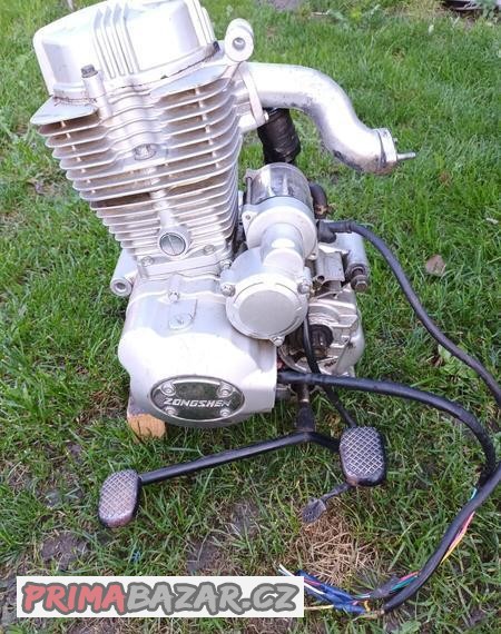 shineray-250-stxe-kompletni-motor