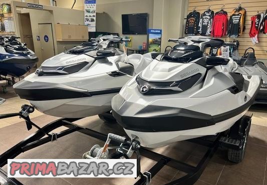 seadoo-gtx-300-zbrusu-nova-omezena-se-zvukovym-systemem