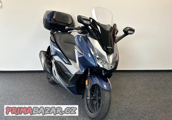 Honda Forza 300