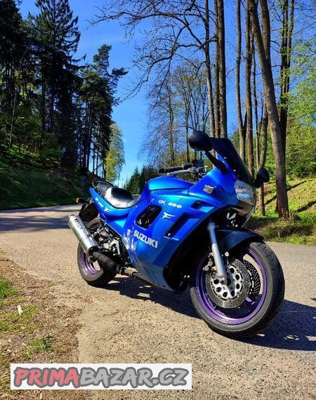 suzuki-gsx-600-f