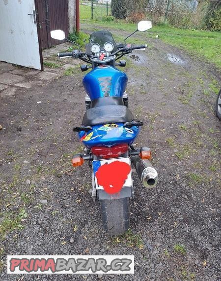 kawasaki-zr7