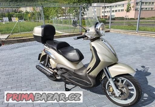 piaggio-beverly-500