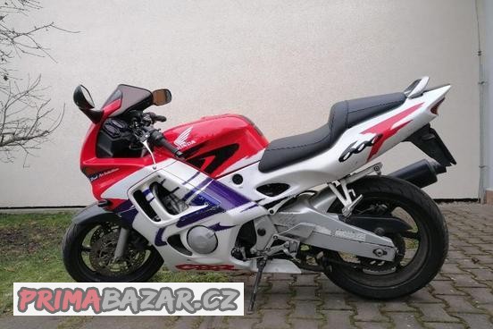 motorka-honda-cbr-600f-nova-stk-nove-svicky