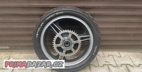 zadni-kolo-18x3-kawasaki-gpz-750-unitrack-1983