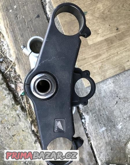 dily-cbr-rr-600