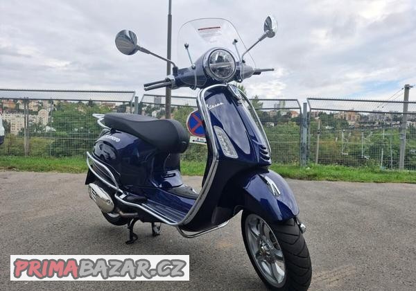 vespa-primavera-125-predvadeci-motocykl