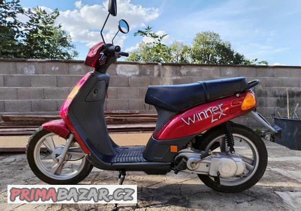 motocykl-moped-skutr-winner49