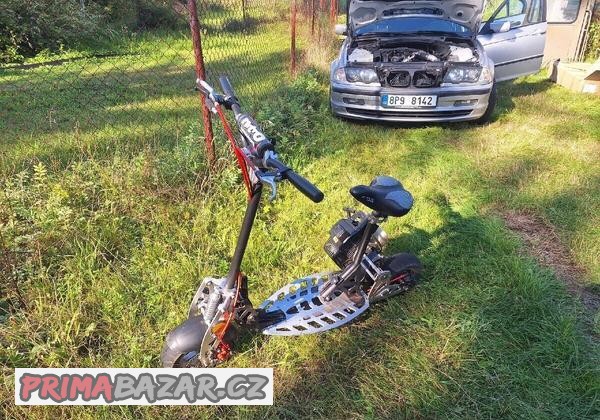 benzinova-kolobezka-nitro-scooters-xg09-maxi