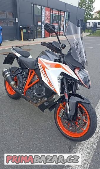 ktm-1290-superduke-gt