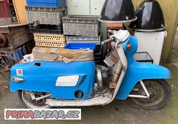 manet-tatran-s-125-skutr