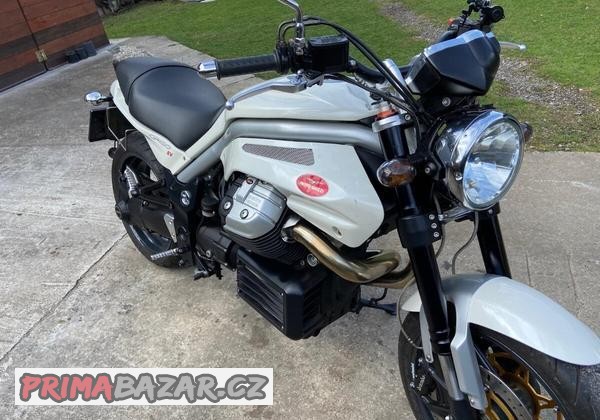 moto-guzzi-griso-v8-1200