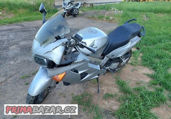 nahradni-dily-honda-vfr-800