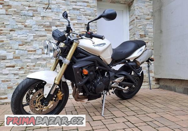triumph-street-triple-mozne-splatky