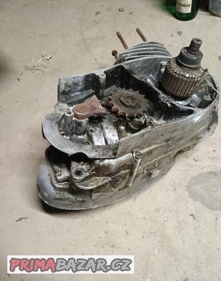 motor-jawa-125-355