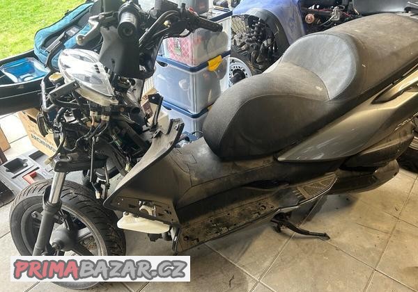 kymco-downtown-300iabs-r-v-2015