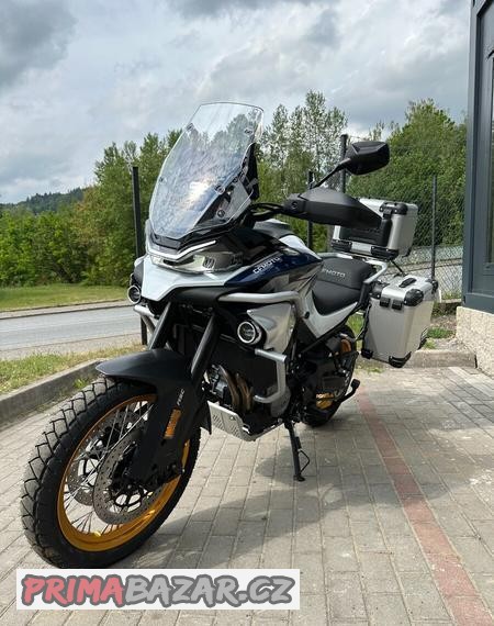 cf-moto-800mt-explore