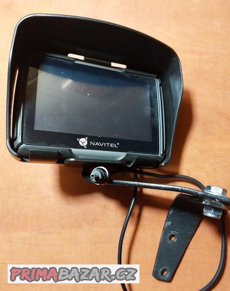 navigace-gps-navitel-g550