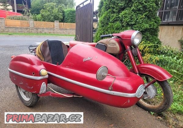 jawa-250-592-se-sidecarem-velorex-560