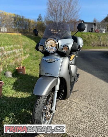 aprilia-scarabeo-250-super-cena