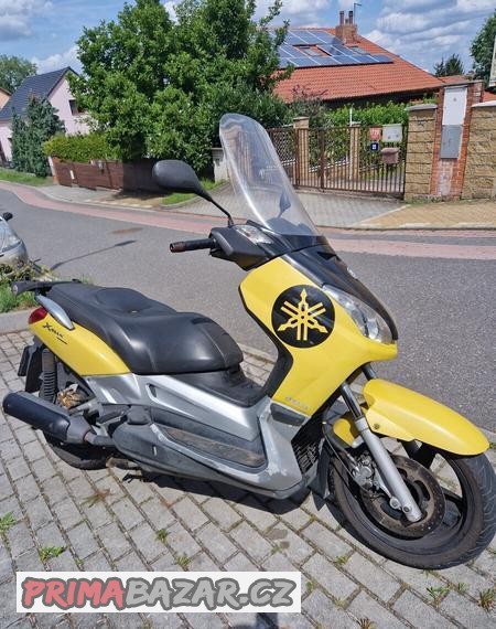 yamaha-x-max-250