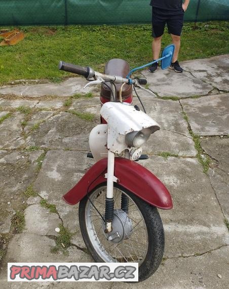 jawa-50-pionyr-s-doklady-a-spz
