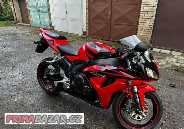 honda-cbr-1000rr-fireblade