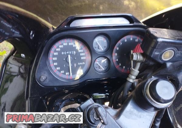 honda-cbr-1000f