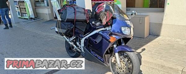 Honda VFR 750 F 74Kw rok 1996,,