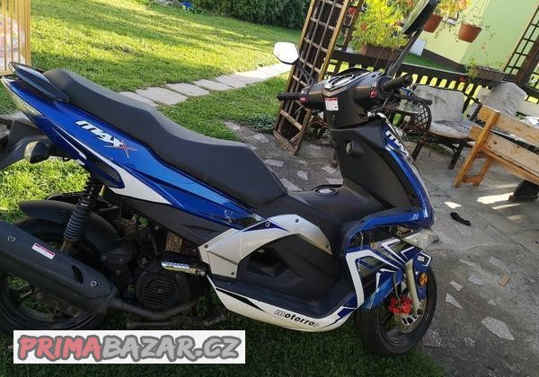 Prodám skútr Motorro Max 125