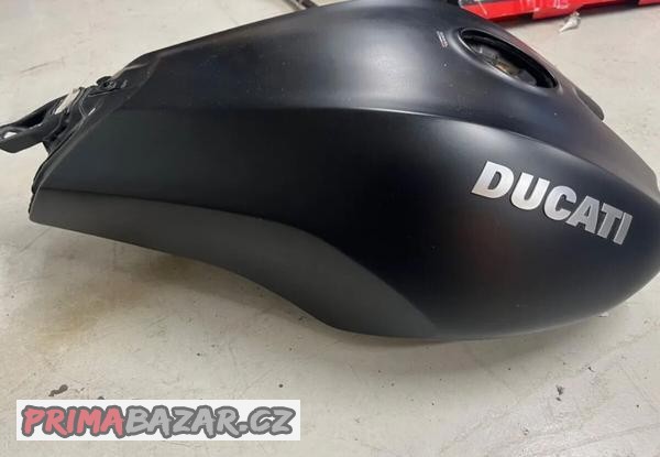 ducati-x-diavel-2016-nadrz-18l