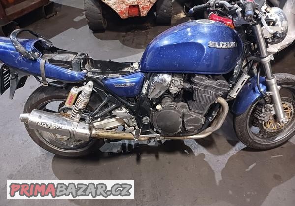 suzuki-750-gsx-r-v-2002