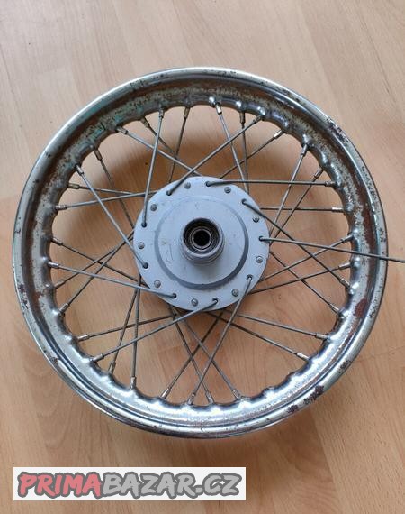 zadni-rafek-r12