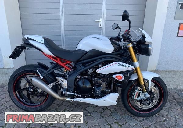 triumph-speedtriple-r-1050