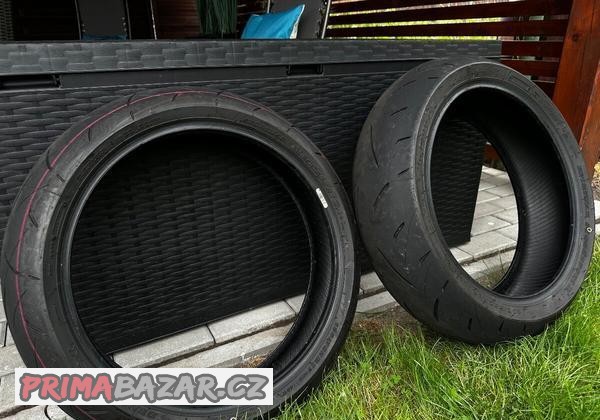 pneu-dunlop-sportmax-roadsport-2