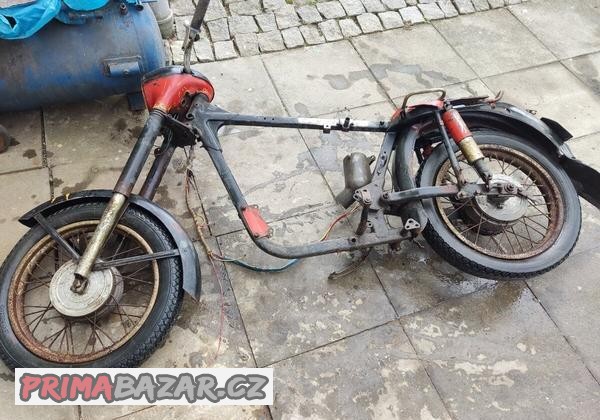 jawa-250-353-kyvacka
