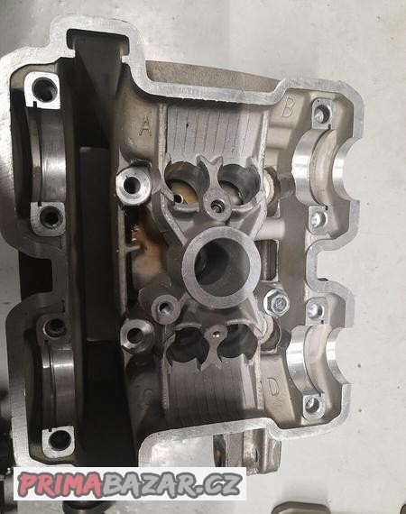hyosung-125-hlava-valce