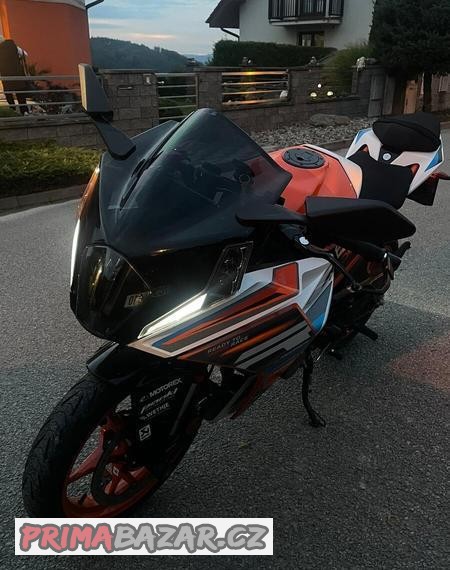 KTM RC 125 ( r.v. 2023 ) + AKRAPOVIC + odpočet DPH