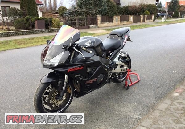 Rozprodam na nahradni dily honda CBR 954RR 02-03