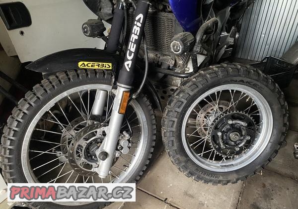yamaha-xtz-750-supertenere-kola-vidlice-brzdy