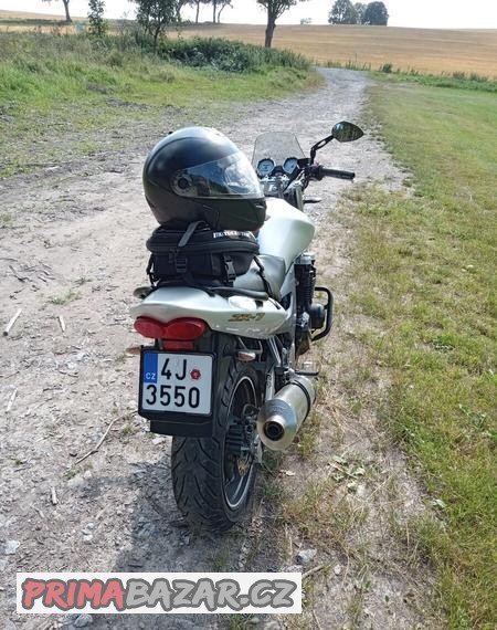 kawasaki-zr7