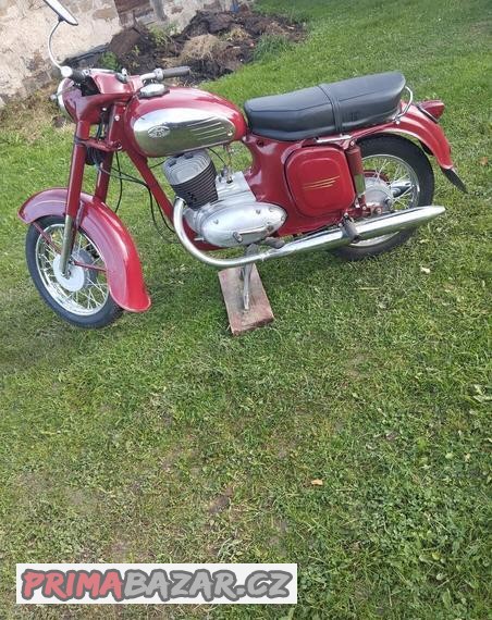 jawa-250-559-panelka
